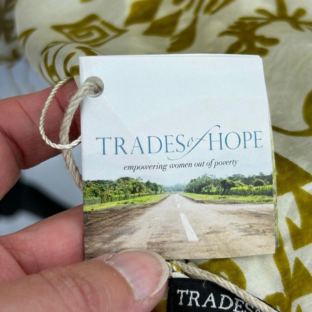 NWT Trades of Hope 100% Silk Tribal Pattern Long Scarf - Picture 6 of 7